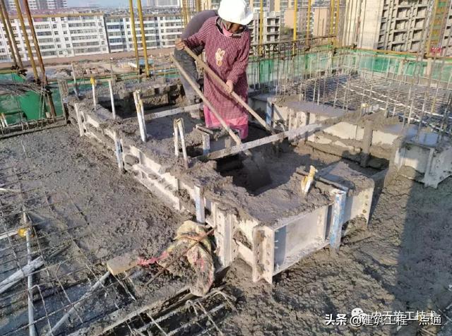 反坎是什么意思，反坎是什么（卫生间反坎随主体同步施工工法）