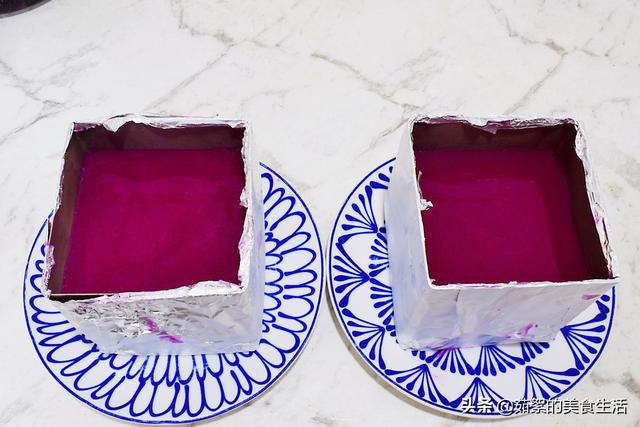 火龙果和酸奶能一起吃吗，火龙果百香果酸奶能一起吃吗（教你用火龙果和酸奶做甜品）