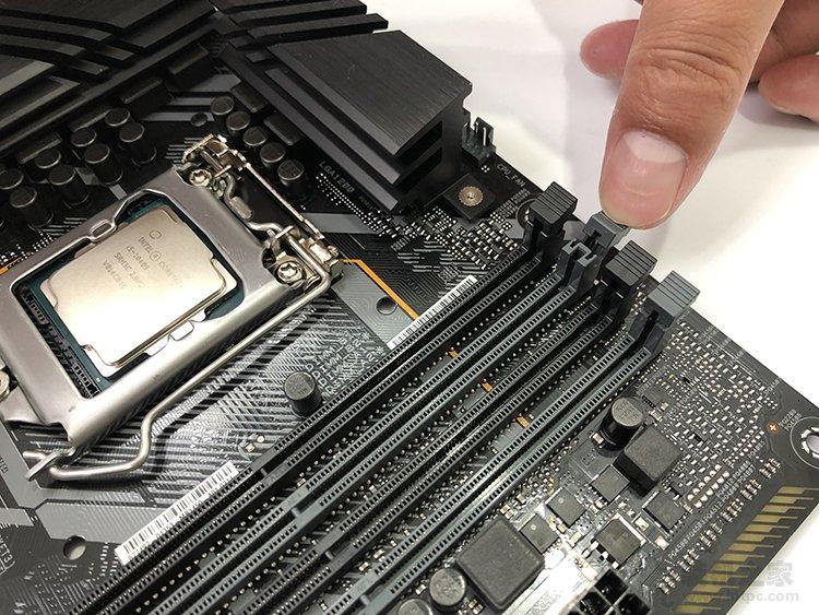 电脑主机的结构图解说明，主机箱内部结构图高清带名称及介绍