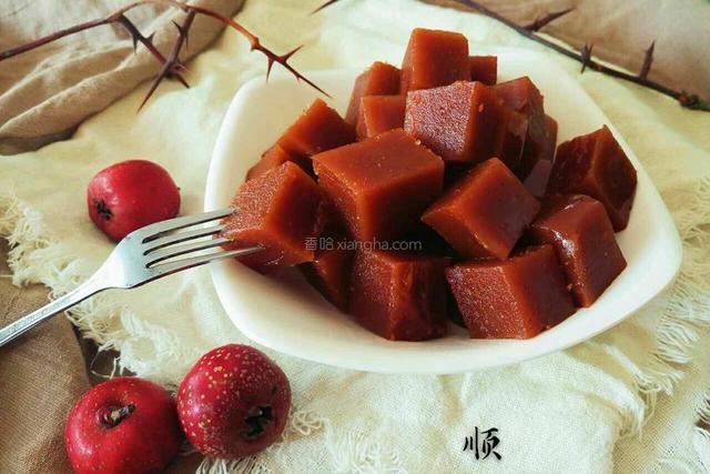 去山楂核的小技巧，山楂身上的小机关