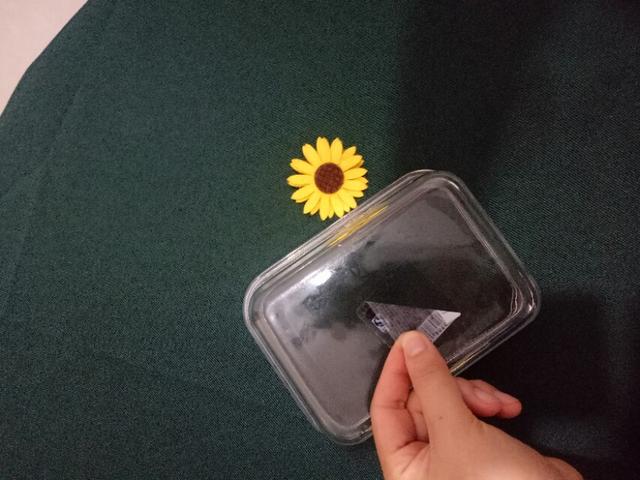 新塑料杯子第一次使用应该怎样处理，刚买来的塑料水杯使用前怎样处理一下（新生去除还不留痕迹）