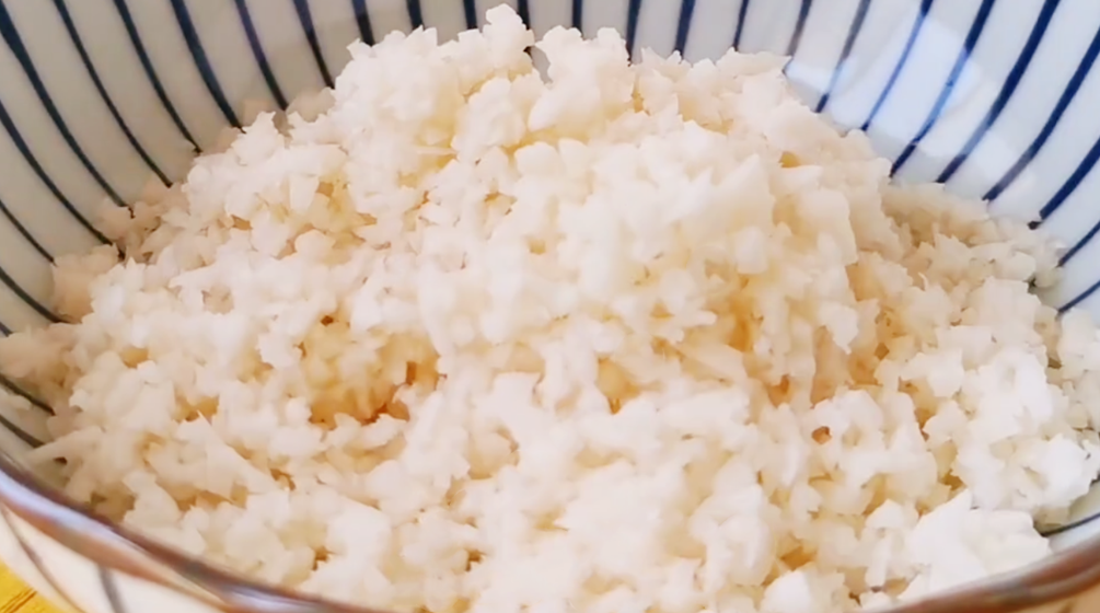 图片[2]-【莲藕鸡肉丸】做法步骤图 外焦里脆嫩 营养又美味-起舞食谱网