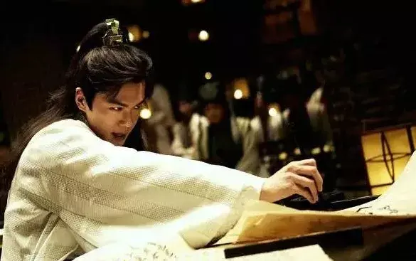 围棋的基本杀法之火烧连营杀法，围棋杀棋的基本思路（剧中这38首诗词你都会背吗）