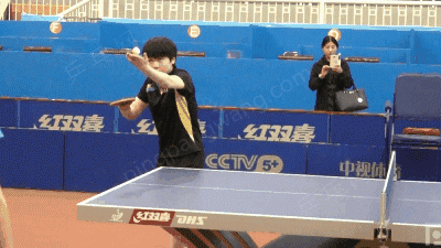 乒乓球发球技巧，乒乓球的发球技巧有哪些（你也可以发好高抛球）