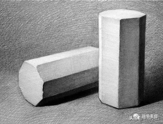 石膏几何体素描，三棱锥石膏几何体的素描画法（素描入门丨初学者必备）