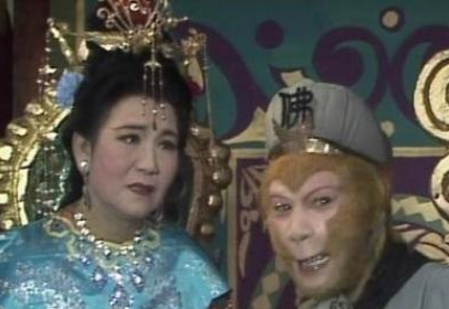 巩汉林回忆赵丽蓉离世，1999年赵丽蓉被肺癌折磨的痛不欲生