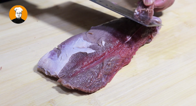 四川的青椒炒嫩牛肉，青椒炒牛肉家常做法