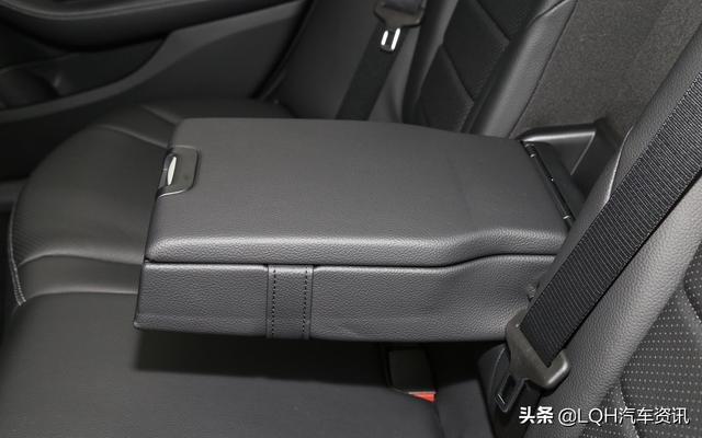 如果手握25万，顶配凯美瑞、奔驰C200L，你会怎么选？