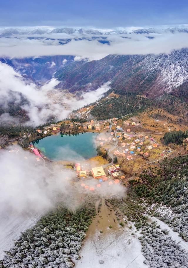 中国最美景观大道是从哪儿到哪儿，中国最美景观大道318国道从哪儿到哪儿（带你走进“中国人的景观大道”）