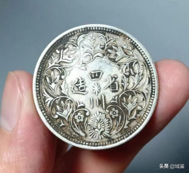 100元怎么看真假，新版100元人民币怎么鉴别真假真伪（袁大头辨别有技巧）