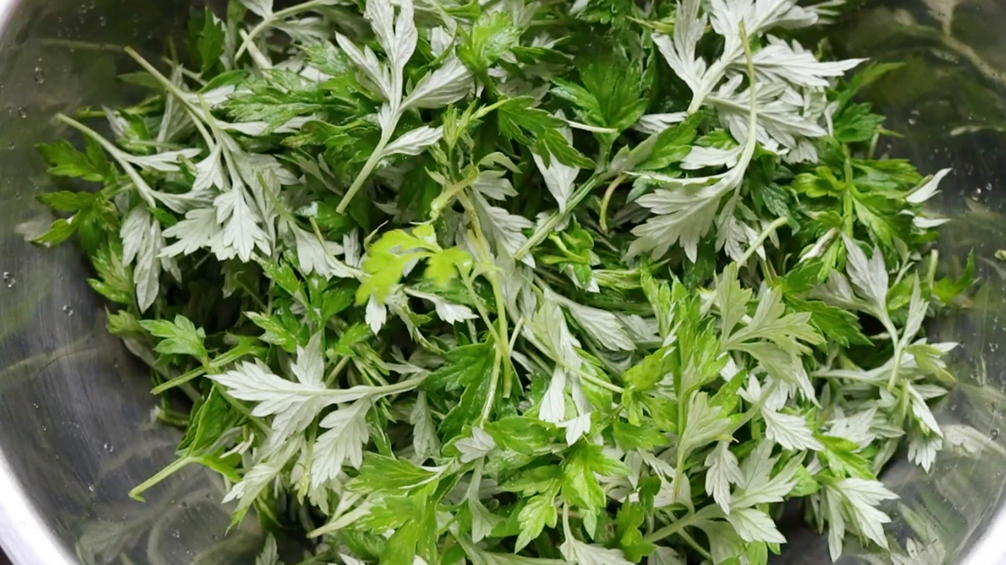 圖片[2]-【艾草肉團(tuán)】做法步驟圖 軟糯鮮香 好吃營養(yǎng)又解饞-起舞食譜網(wǎng)