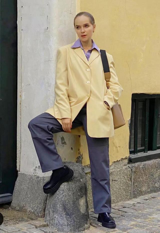 黄奶油是什么，安佳奶油是什么奶油（温温柔柔的奶油黄）