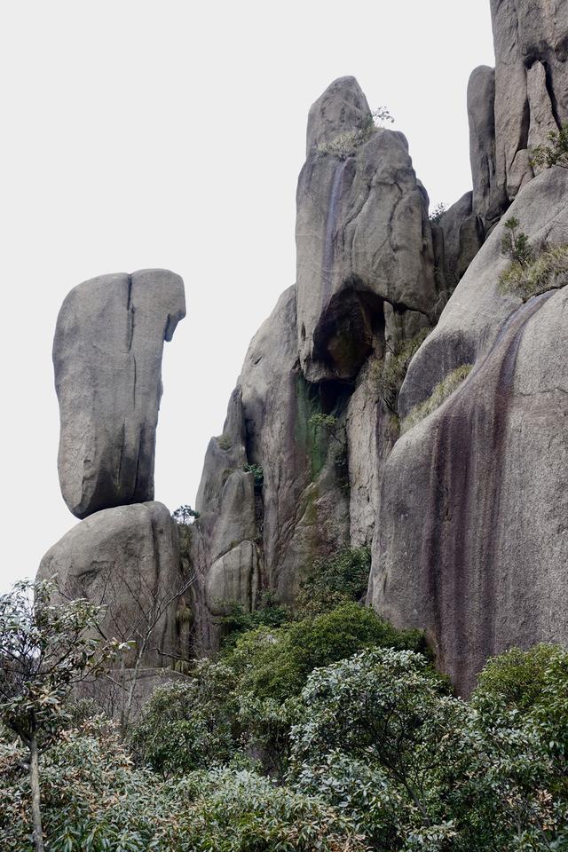 九华山主峰有什么景点，奇观天下，走进世界地质公园