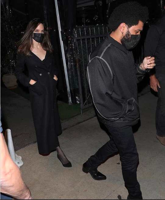 贾斯汀比伯前女友，misuraca（深夜直奔男方亿元豪宅）