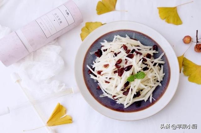 益母草蜂蜜的功效与作用，益母草蜂蜜的功效与作用蜜的作用与功效（这道菜要常吃）