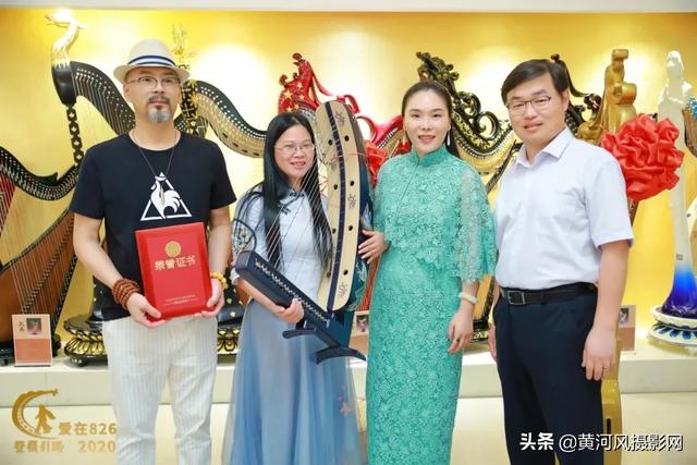 给感动人物刘兰芝的颁奖词，刘兰芝当选感动中国（2020爱在8·26）