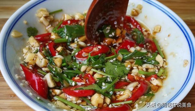 凉拌苦瓜的正宗做法，凉拌苦瓜的家常做法（凉拌苦瓜的正确做法）