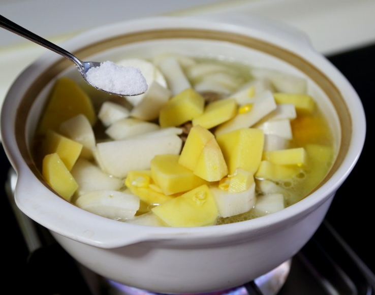 圖片[7]-【豬骨頭湯】做法步驟圖 有助孩子骨骼生長 清香美味孩子愛喝-起舞食譜網