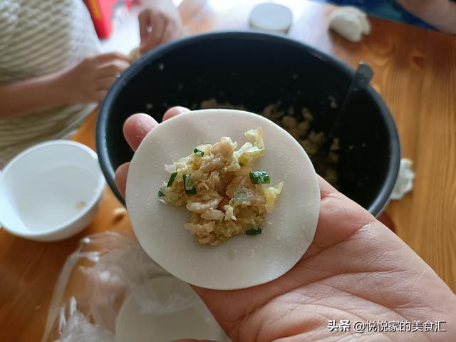 油渣白菜的做法，油渣白菜饺子怎么做好吃（它是被“误解”最多的菜）