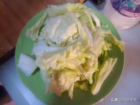 白菜豆腐怎么炒，白菜炒豆腐怎么做（天天做饭不如家常一招鲜）