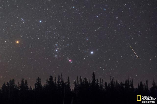 关于半规则变星介绍，不规则变星（天文学家猜测可能发生了超新星爆发）