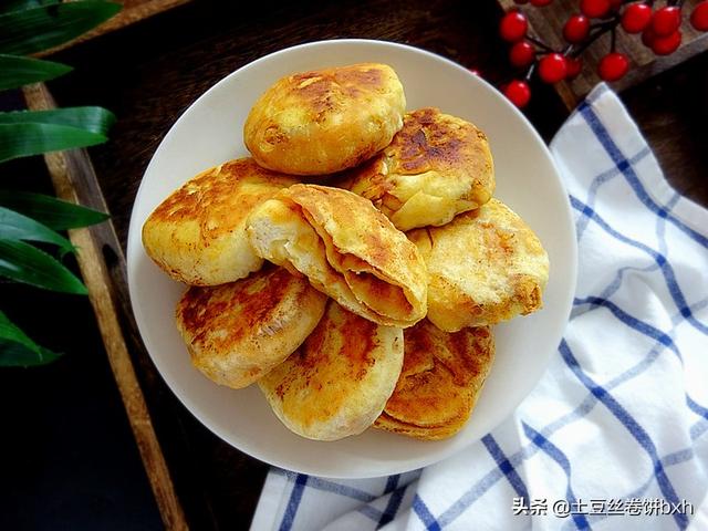锅饼的做法锅饼怎么做，家常锅饼的做法（烧饼这么做真省事）