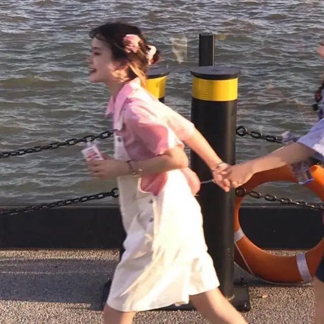 好看闺头♡，微信头像，好看闺头♡（一组超好看的闺蜜头像集）