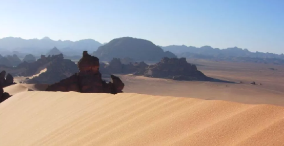 skyblue°微信昵称（天空 ）网名，skyblue°微信昵称（天空 ）微信昵称（天空的尽头在什么地方）