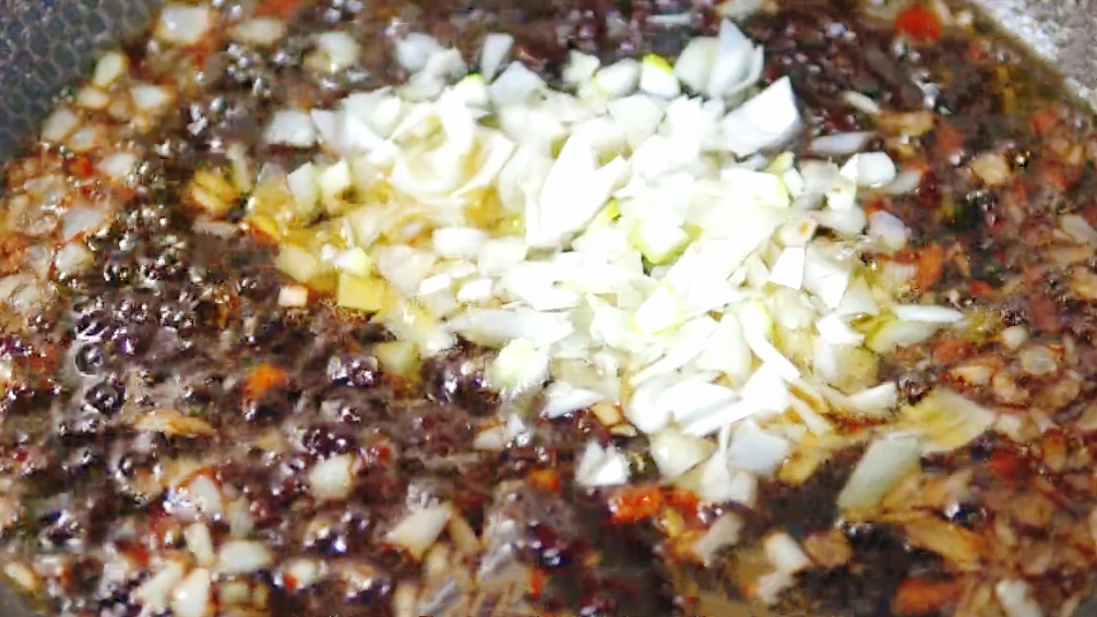 图片[6]-【炸酱】做法步骤图 酱香浓郁 拌面拌饭都特别的好吃-起舞食谱网