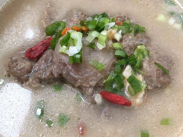 牛尾怎么做好吃，牛尾骨怎么做好吃（牛尾的四种做法）