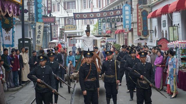 怎么到横店做群众演员 如何在横店群众演员，怎么到横店做群众演员（横店群众演员是什么样的生活）