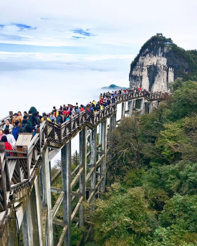 张家界旅游报价，张家界旅游最佳季节（张家界各大景区门票价格/各类酒店价格/交通费用手册）