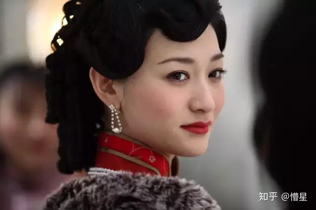 “爱你爱到自己快要发狂，结果在你眼里还是过客”，你让我爱的发狂（《来不及说我爱你》慕容沣和尹静琬图片）