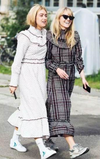 格子西服配老爹鞋好看吗，格子西服配老爹鞋好看吗男（分享老爹鞋最流行的3种搭配）