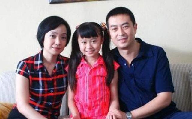 张嘉译个人资料，张嘉译个人资料及图片（“影帝”张嘉译戒“麻瘾”）