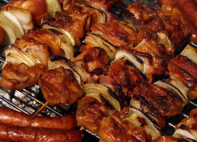 羊肉为什么有膻味，羊肉为什么有膻味牛肉没有（羊肉为啥这么“膻”）