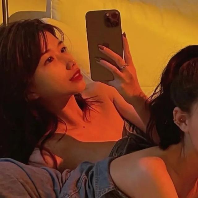 好看闺头♡，微信头像，好看闺头♡（一组超好看的闺蜜头像集）