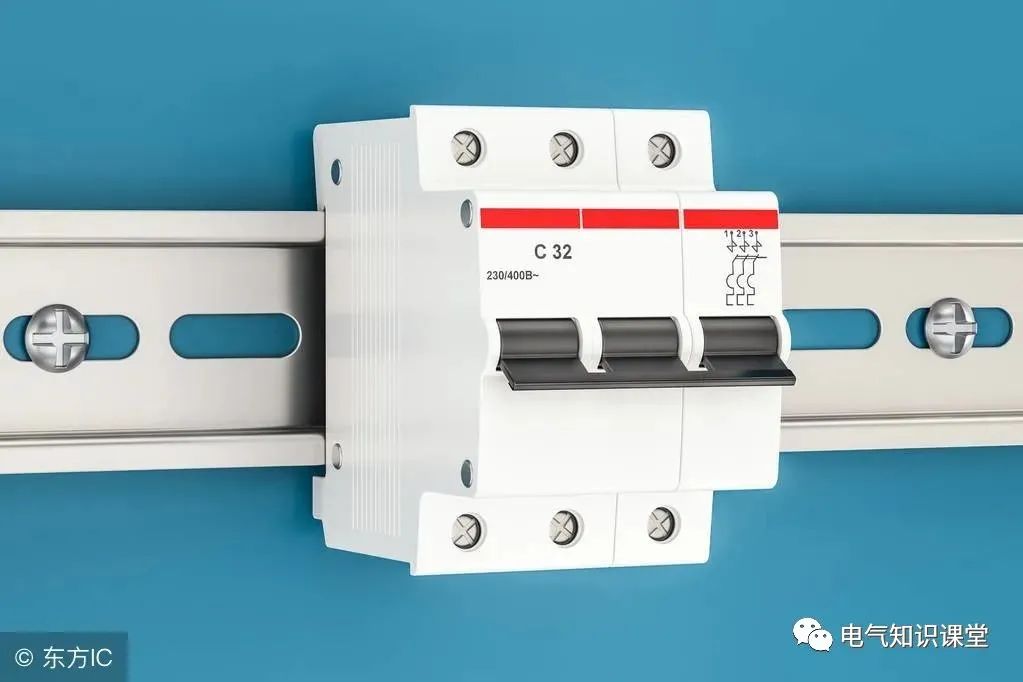 断路器跟空气开关的区别（断路器是不是叫空气开关）