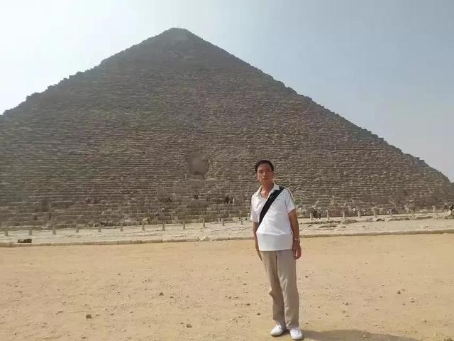 埃及金字塔简介，埃及金字塔简介用英语（埃及金字塔）