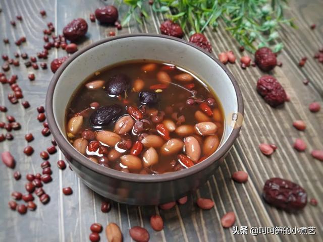 木瓜炖牛奶的做法，适合冬天喝的甜品