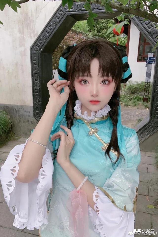 COS迪士尼公主出神入化的网红美少女,被爆抄袭黑料?
