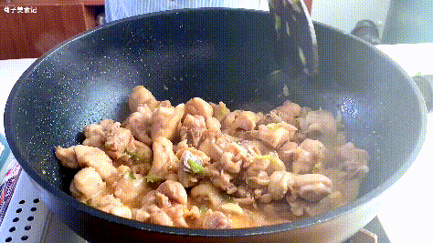 三杯鸡是哪三杯，台式三杯鸡是哪三杯（最重要的还有那香草罗勒叶）