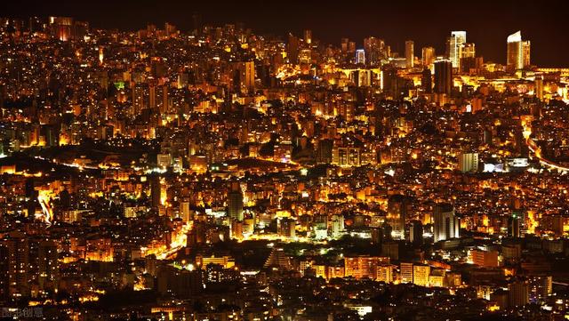黎巴嫩有多少人口，黎巴嫩多少人口和面积（黎巴嫩GDP总量566亿美元）