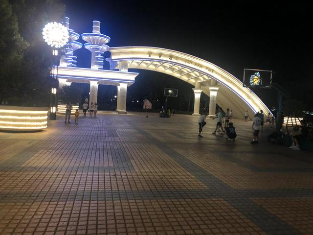 东莞石龙金沙湾，东莞最著名的旅游景点（石龙金沙湾公园）