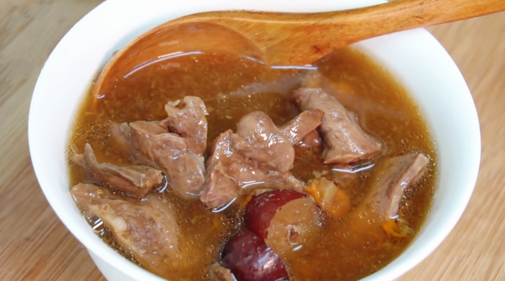 【當歸紅棗豬心湯】做法步驟圖 清心安神 一覺睡到大天亮-起舞食譜網