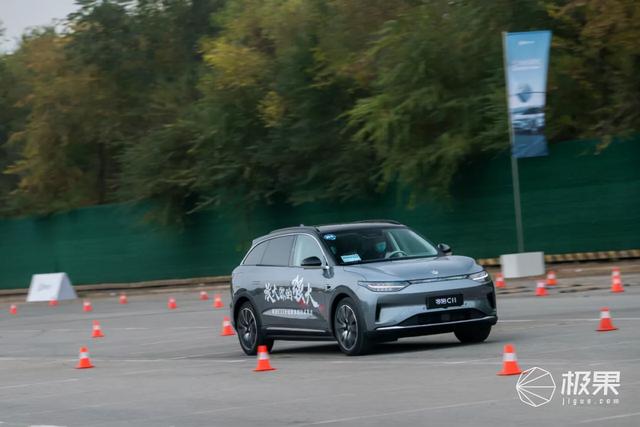 大众凌渡车优缺点，零度汽车膜怎么样（零跑C11纯电SUV试驾体验）