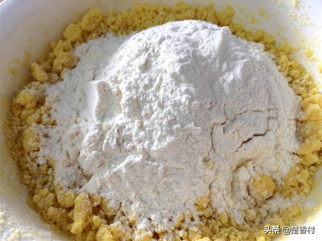 荞麦面馒头怎么做松软好吃，荞面馍馍怎么做又软又好吃（要想粗粮面馒头口感松软细腻）