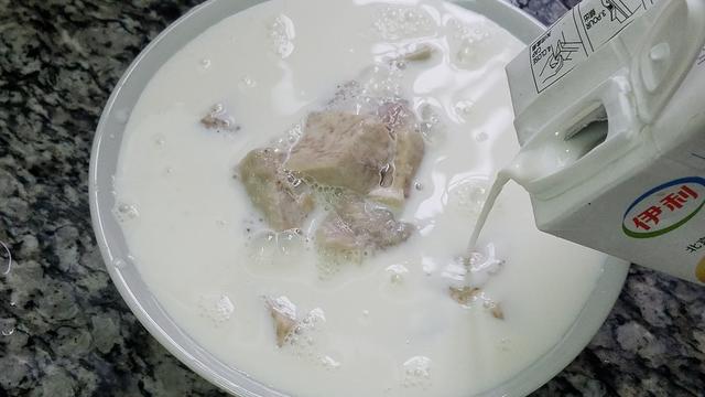 芋头西米露的做法，芋头水果西米露做法（广东很好喝的一道糖水）