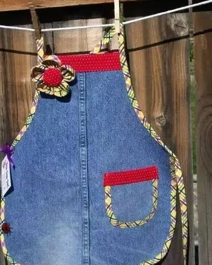 旧衣服改造妙招有哪些这样做简单又，旧衣服改造妙招有哪些这样做简单又漂亮（家里的旧衣物别扔）