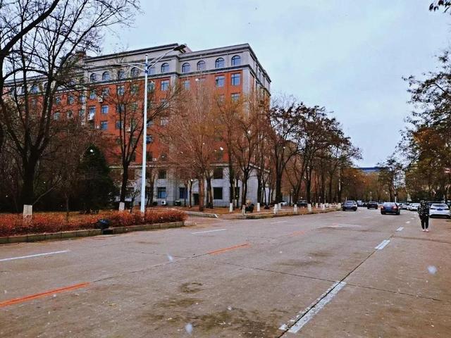 渤海大学是211吗，渤海大学是什么大学（辽宁省普通高等院校）